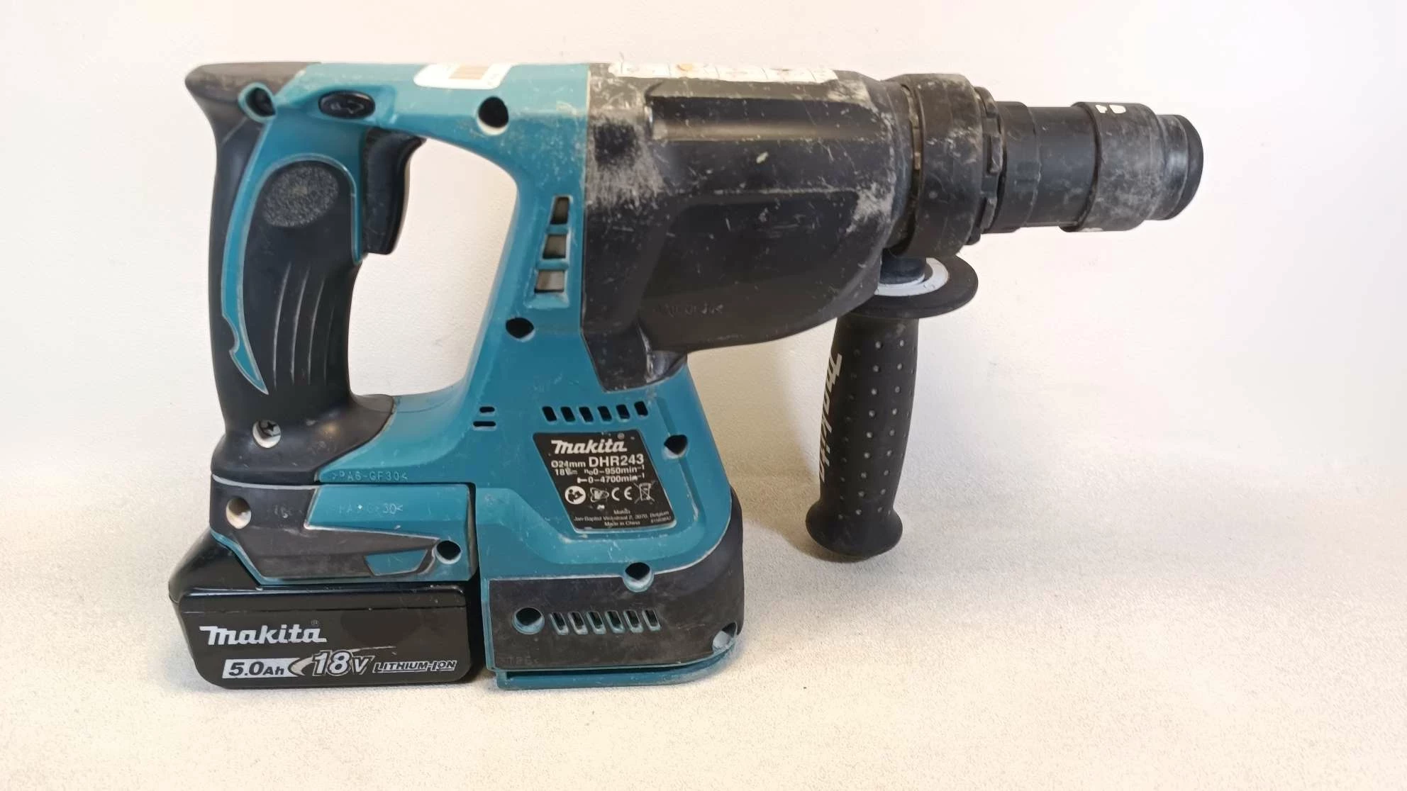 makita-dhr243-mlotowiertarka-akumulator-stan-uzywany