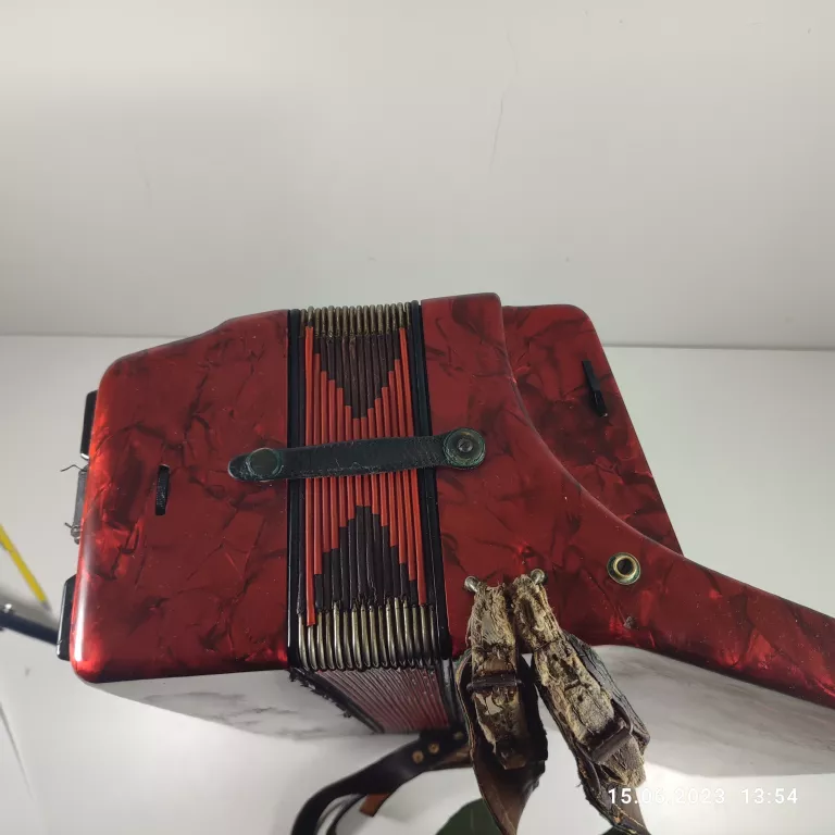 akordeon-royal-standard-nor-120-basow-marka-royal-standard