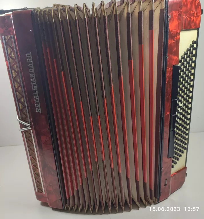 akordeon-royal-standard-nor-120-basow-kosciuszki-184-szydlowiec