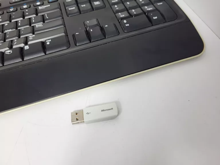 microsoft-wireless-keyboard-3000-stan-uzywany