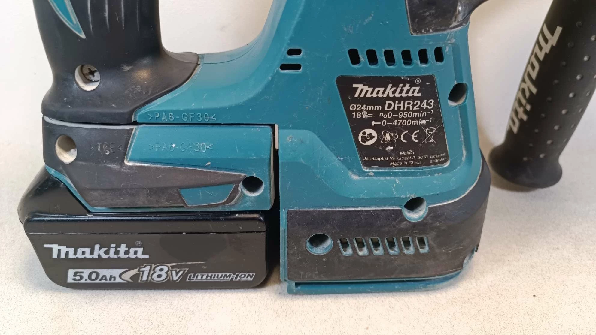 makita-dhr243-mlotowiertarka-akumulator-marka-makita