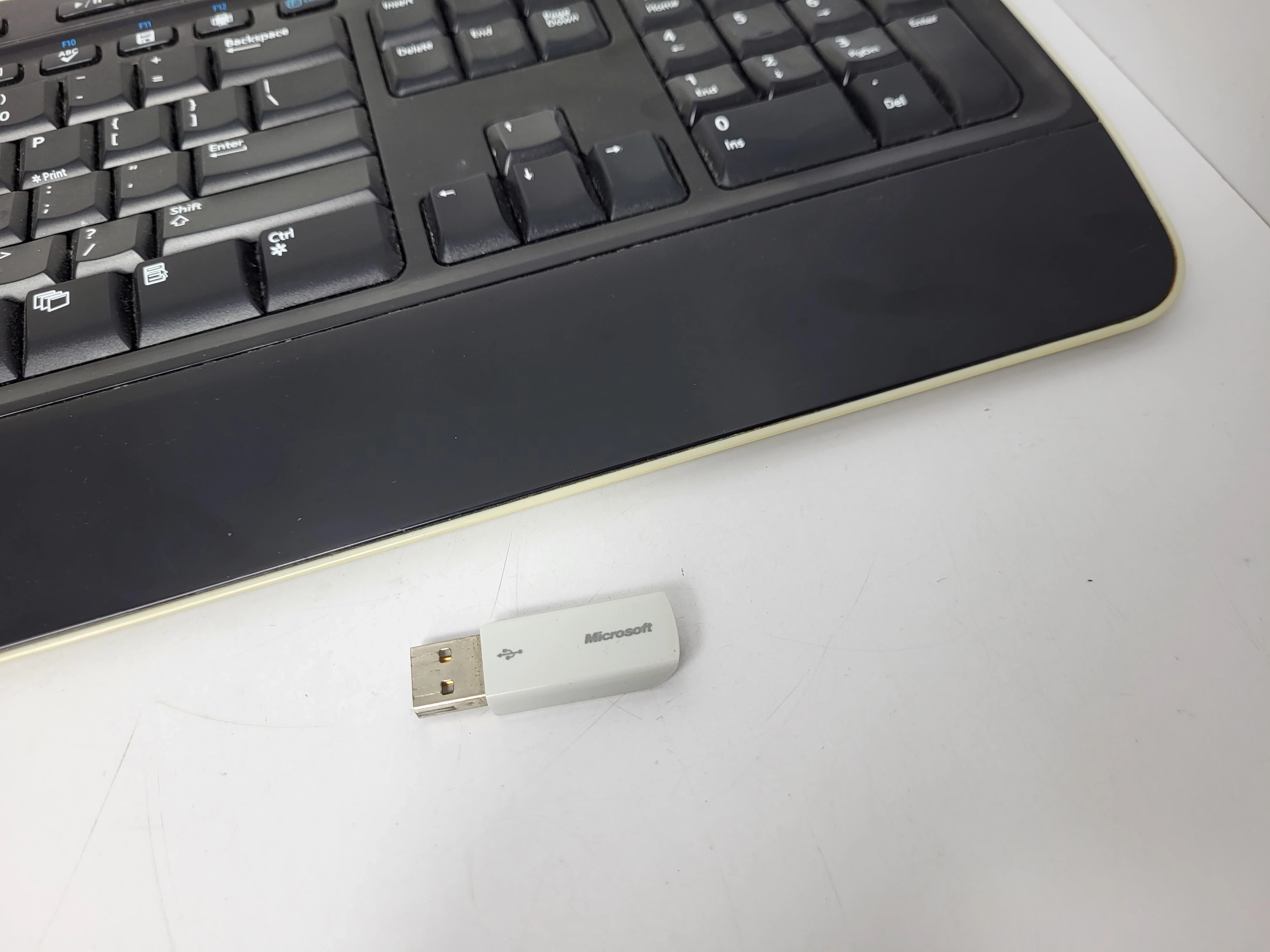 microsoft-wireless-keyboard-3000-stan-uzywany