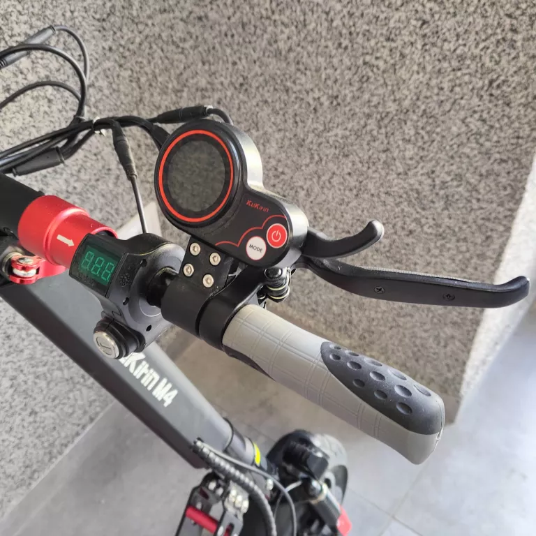 hulajnoga-elektryczna-kugoo-kukirin-m4-stan-uzywany