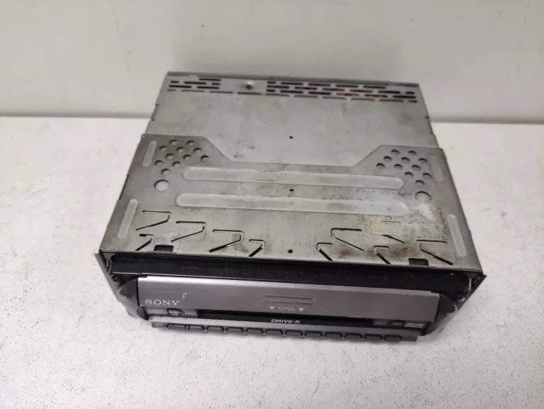 RADIO SAMOCHODOWE SONY CDX-R3350C