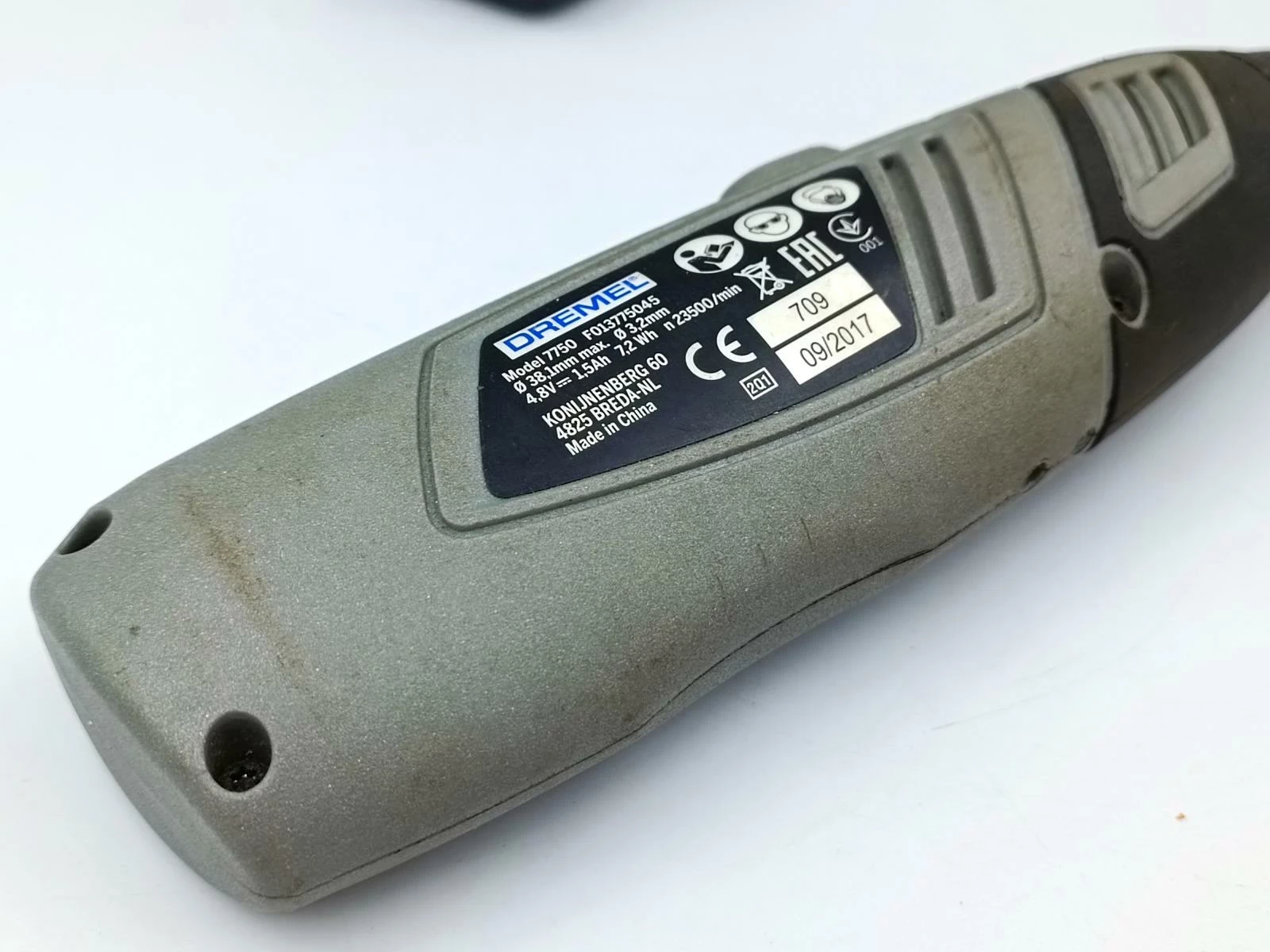 szlifierka-dremel-7750-marka-dremel