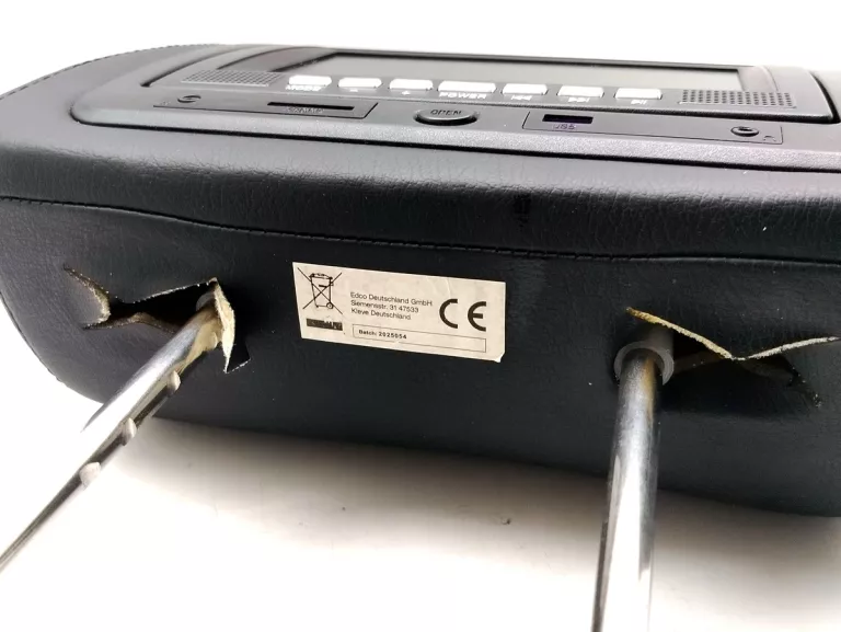 ZAGŁÓWEK MULTIMEDIALNY GRUNDIG 46931 LCD 7 "