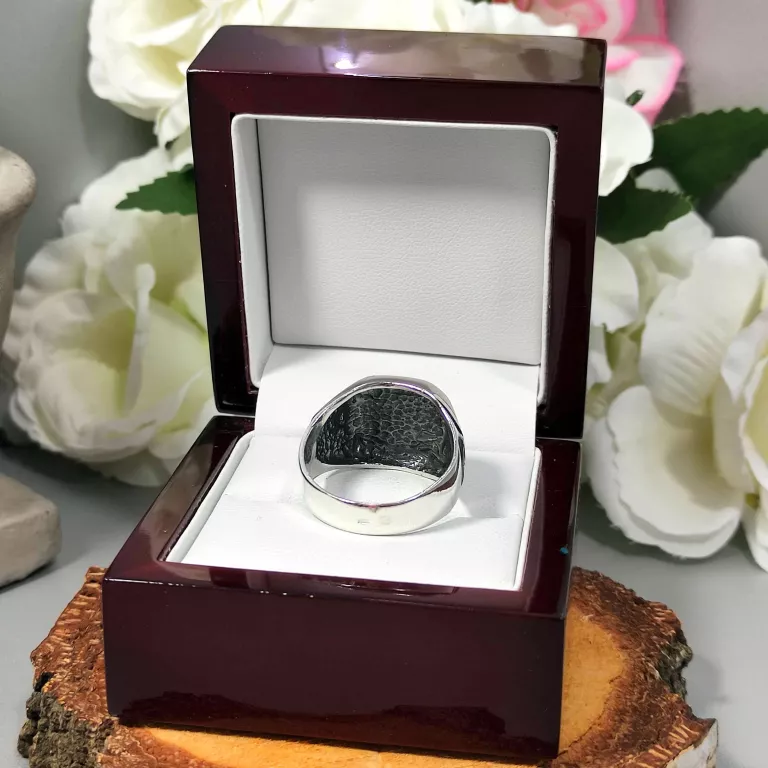 SREBRNY SYGNET Z ORŁEM P.925 9,64G R.22