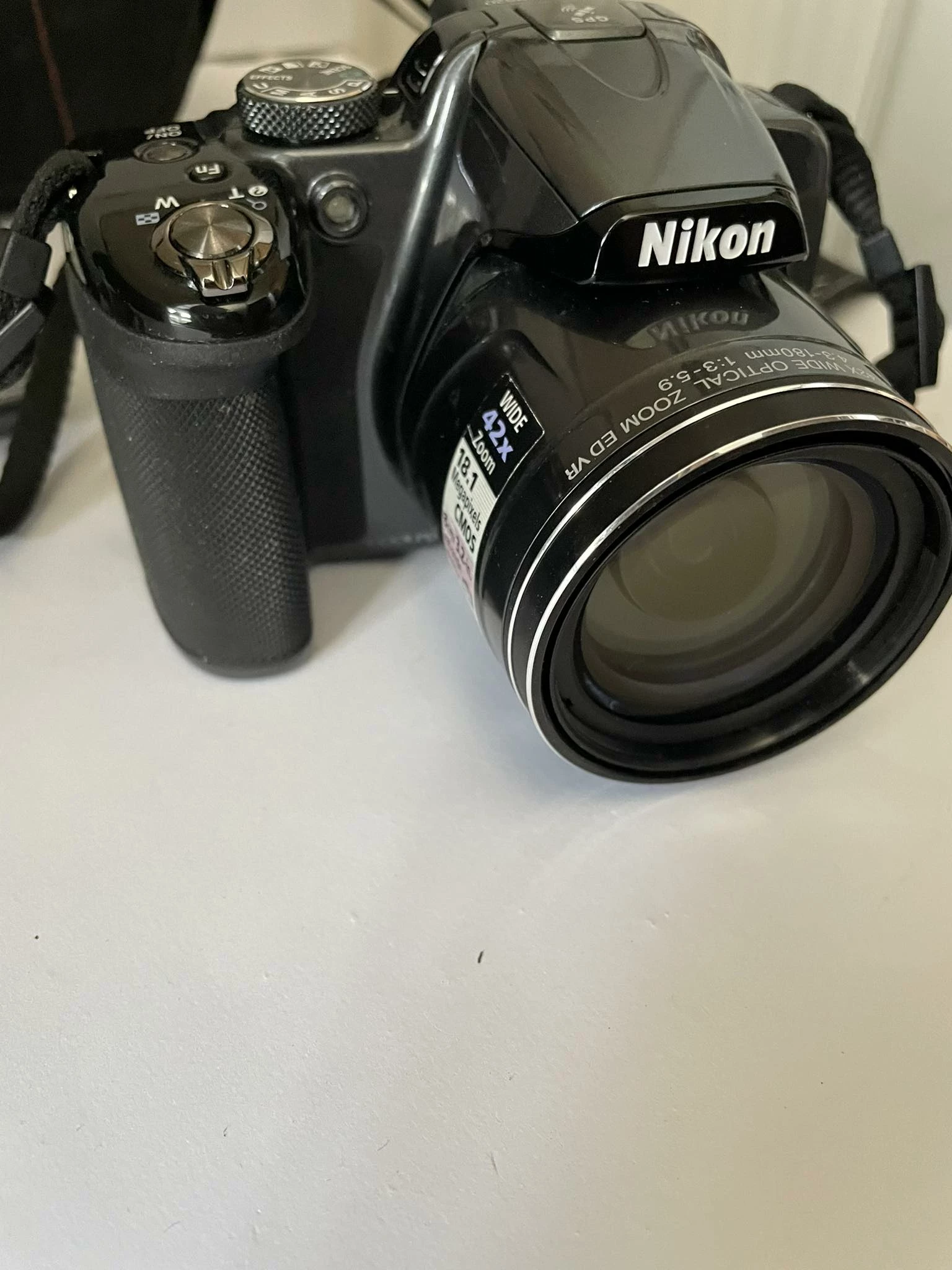 aparat-nikon-coolpix-p520-pokrowieclad-stabilizacja-brak-stabilizacji