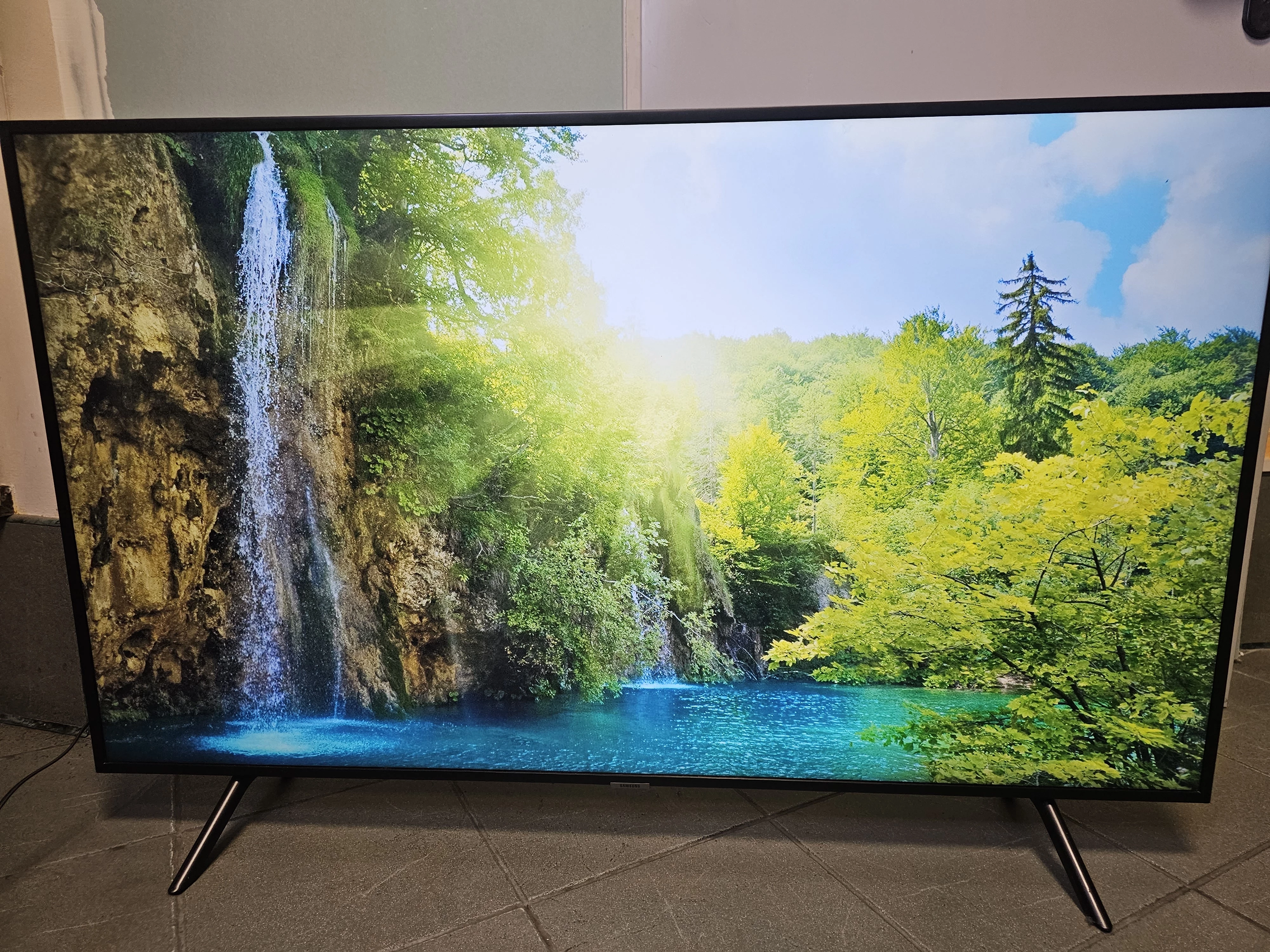 telewizor-led-samsung-ue55ru7172u-smart-55-4k-uh-product-id-d9d37284-8893-47eb-9b6d-f26f4572ce4d