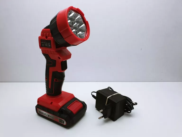 latarka-akumulatorowa-nutool-18v-npk18xtb-lad-wroclawska-6-opole-sj