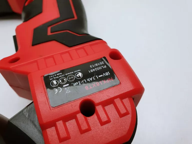 latarka-akumulatorowa-nutool-18v-npk18xtb-lad-product-id