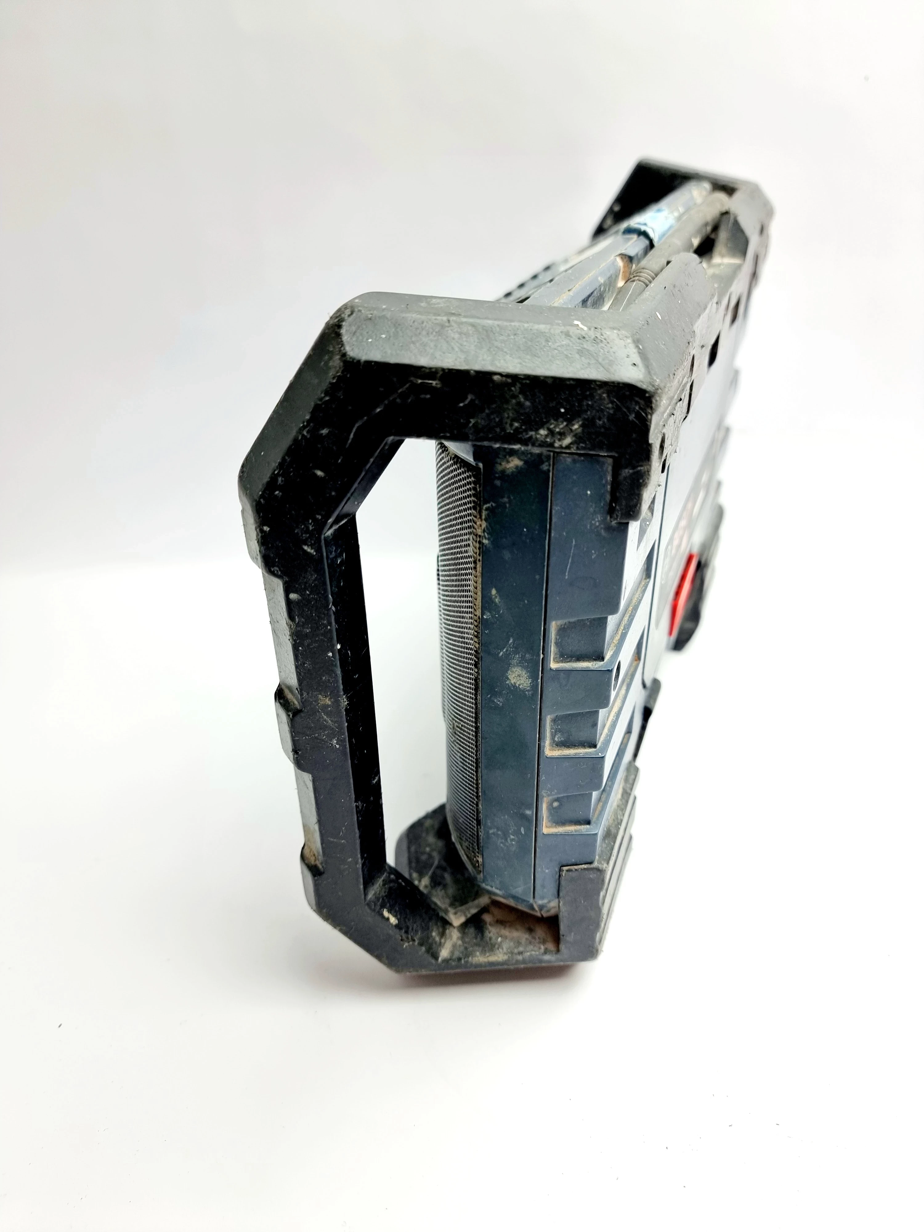 radio-budowlane-bosch-radio-fm