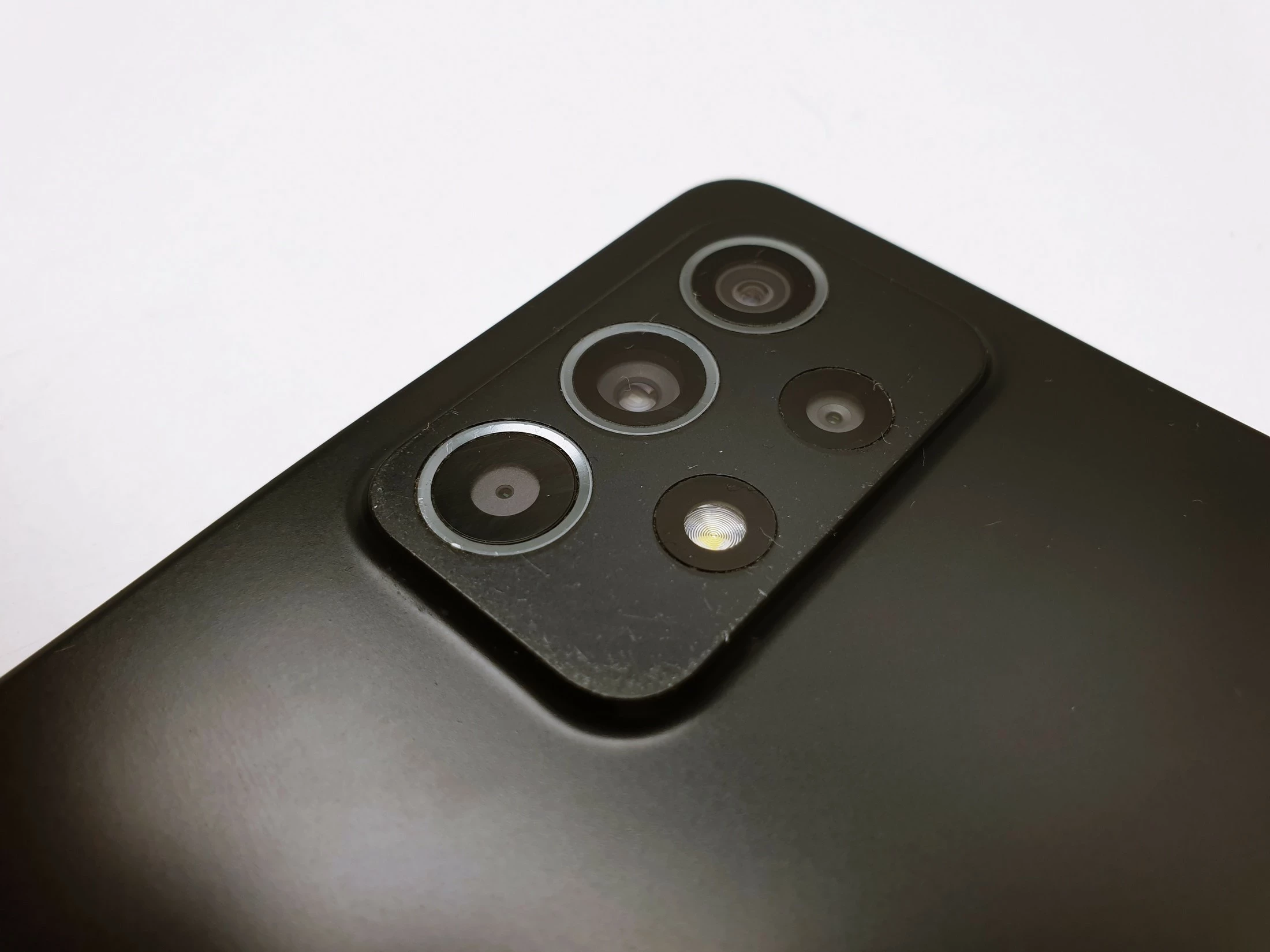 telefon-samsung-galaxy-a52-6128gb-uszk-ekran-przekatna-ekranu-650