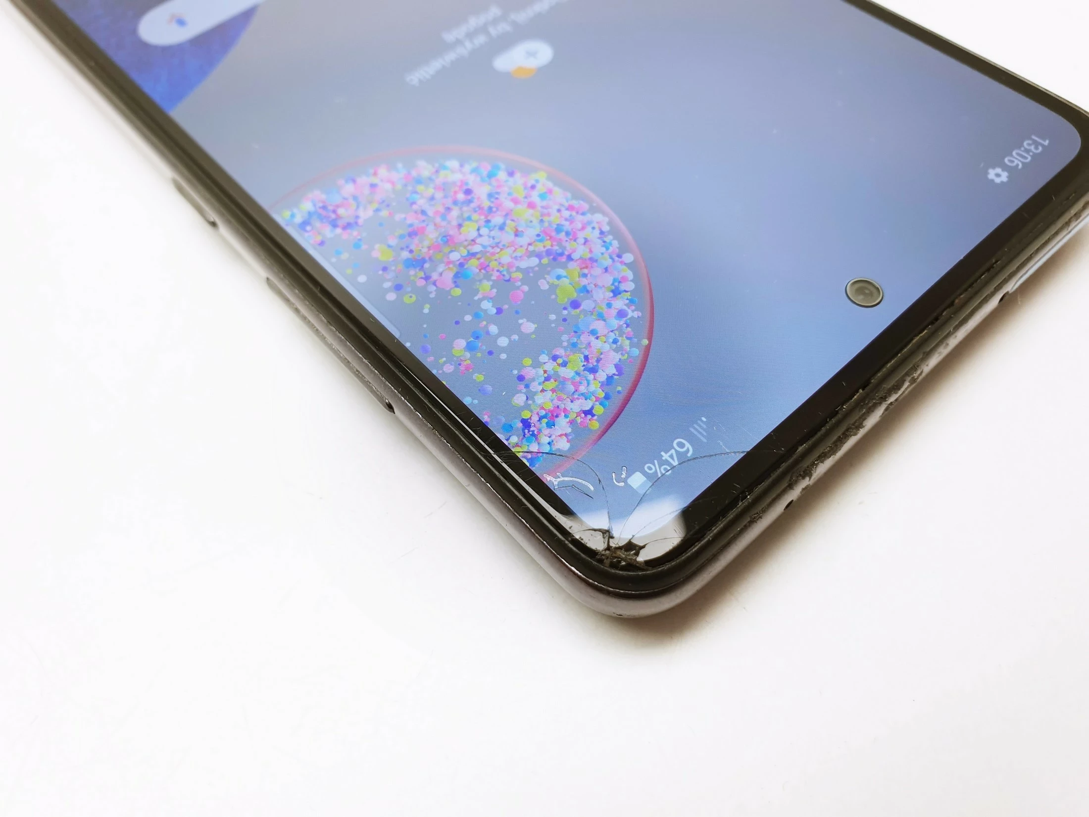 telefon-samsung-galaxy-a52-6128gb-uszk-ekran-ean-gtin-8806090873997