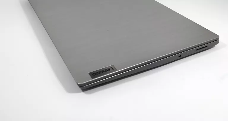 LAPTOP LENOVO IDEAPAD 3 14ADA05 AMDRYZEN3 8/256G