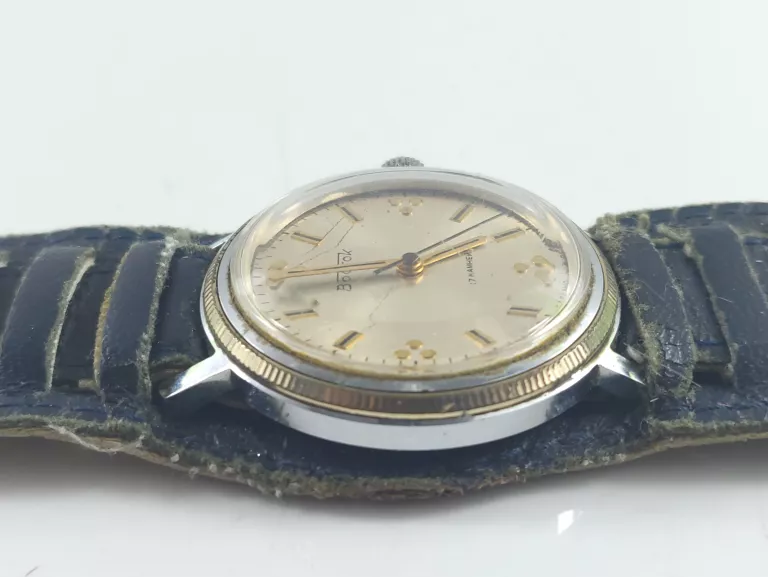 ZEGAREK WOSTOK 17 KAMIENI MECHANICZNY