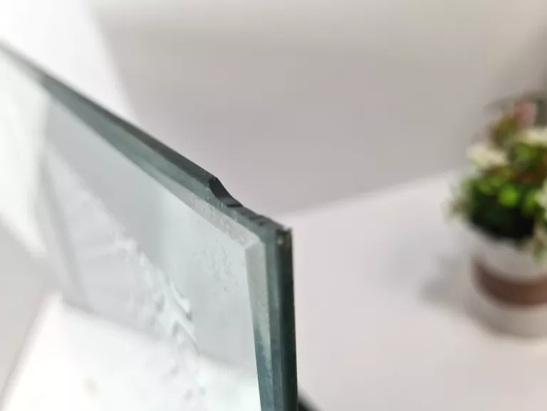 RAMKA NA ZDJĘCIA LUSTRZANA 32 CM NA 32 CM OPIS!!