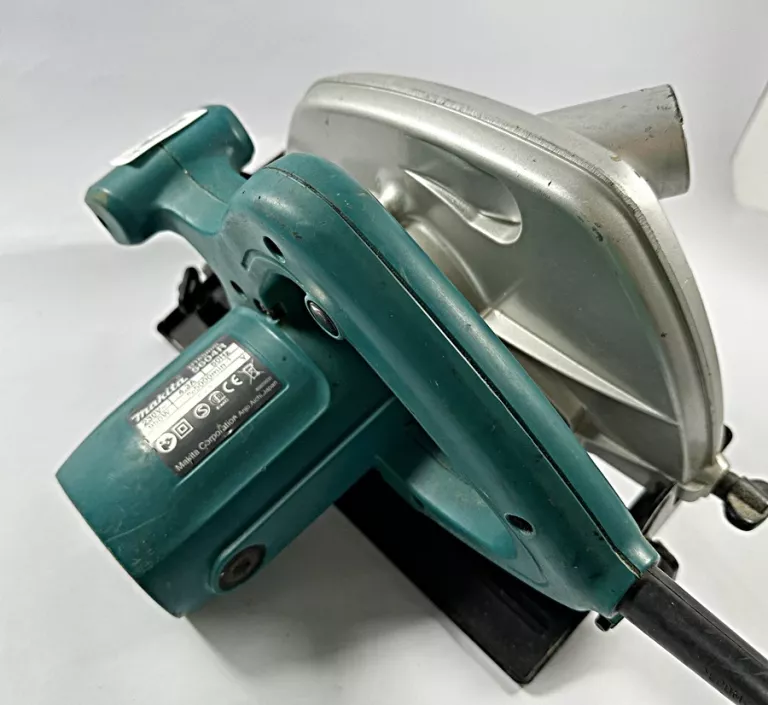 PILARKA TARCZOWA MAKITA 5604R!