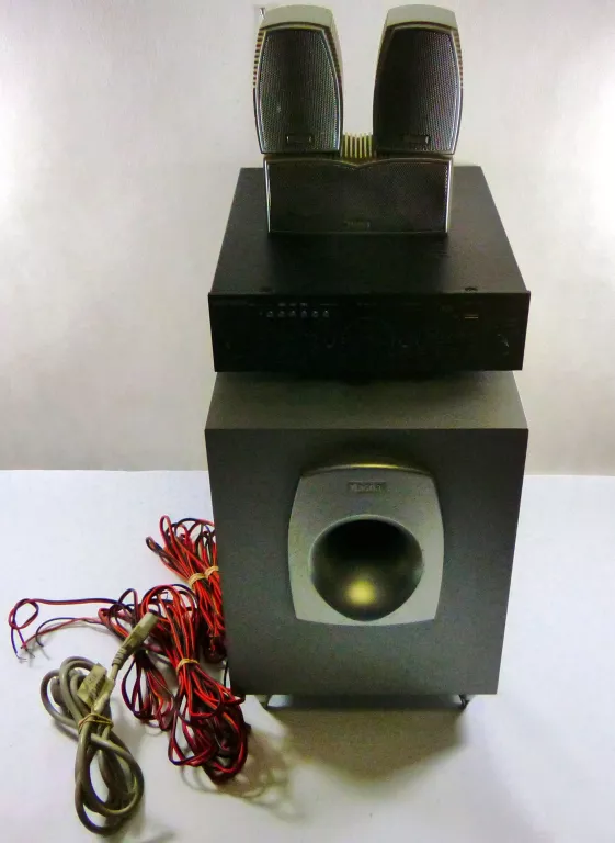 WZMACNIACZ VOICE KRAFT VK-338USB MAGNAT TOPAS 5.1A