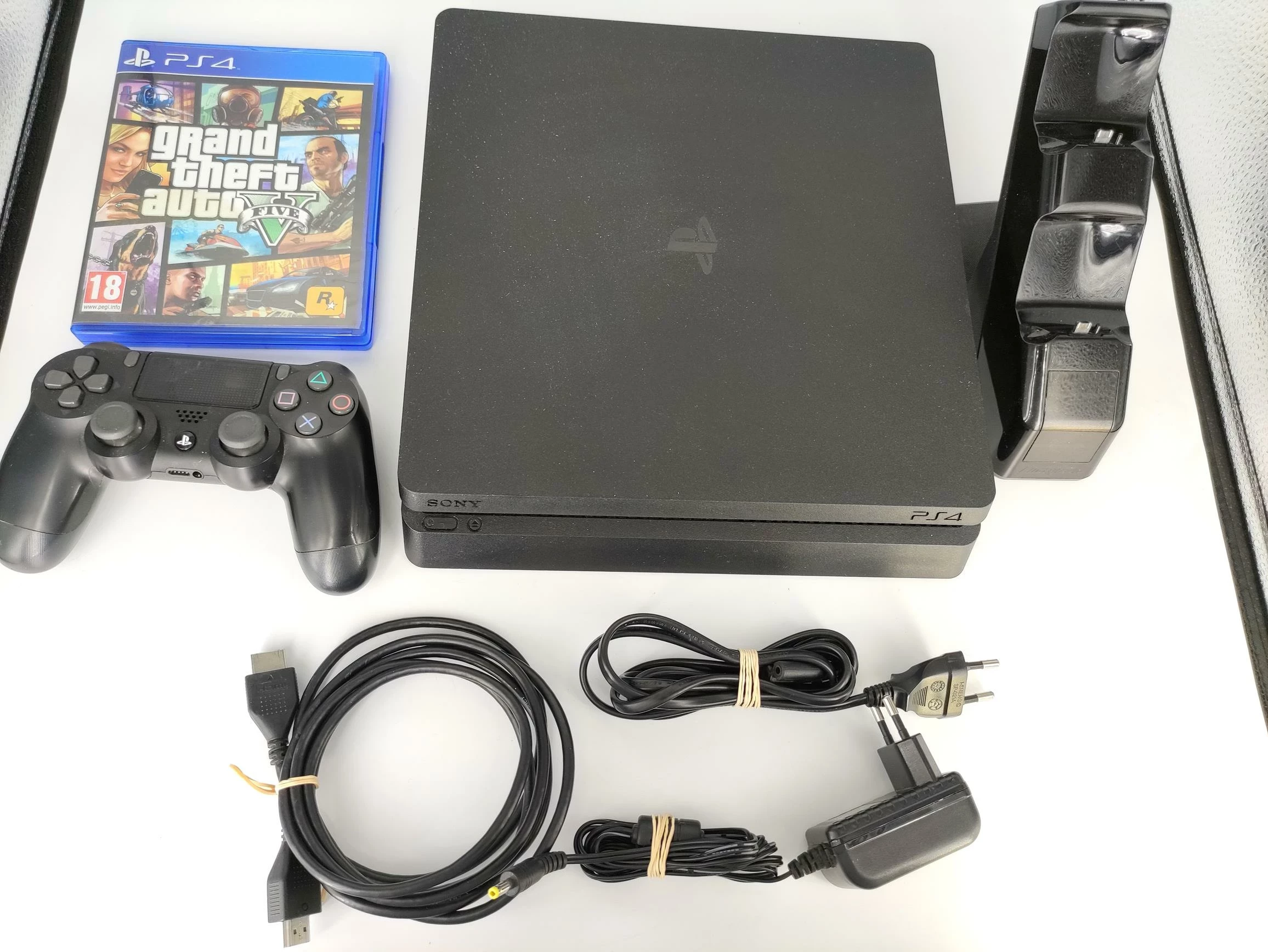 konsola-ps4-1tb-seminaryjska-2-kielce