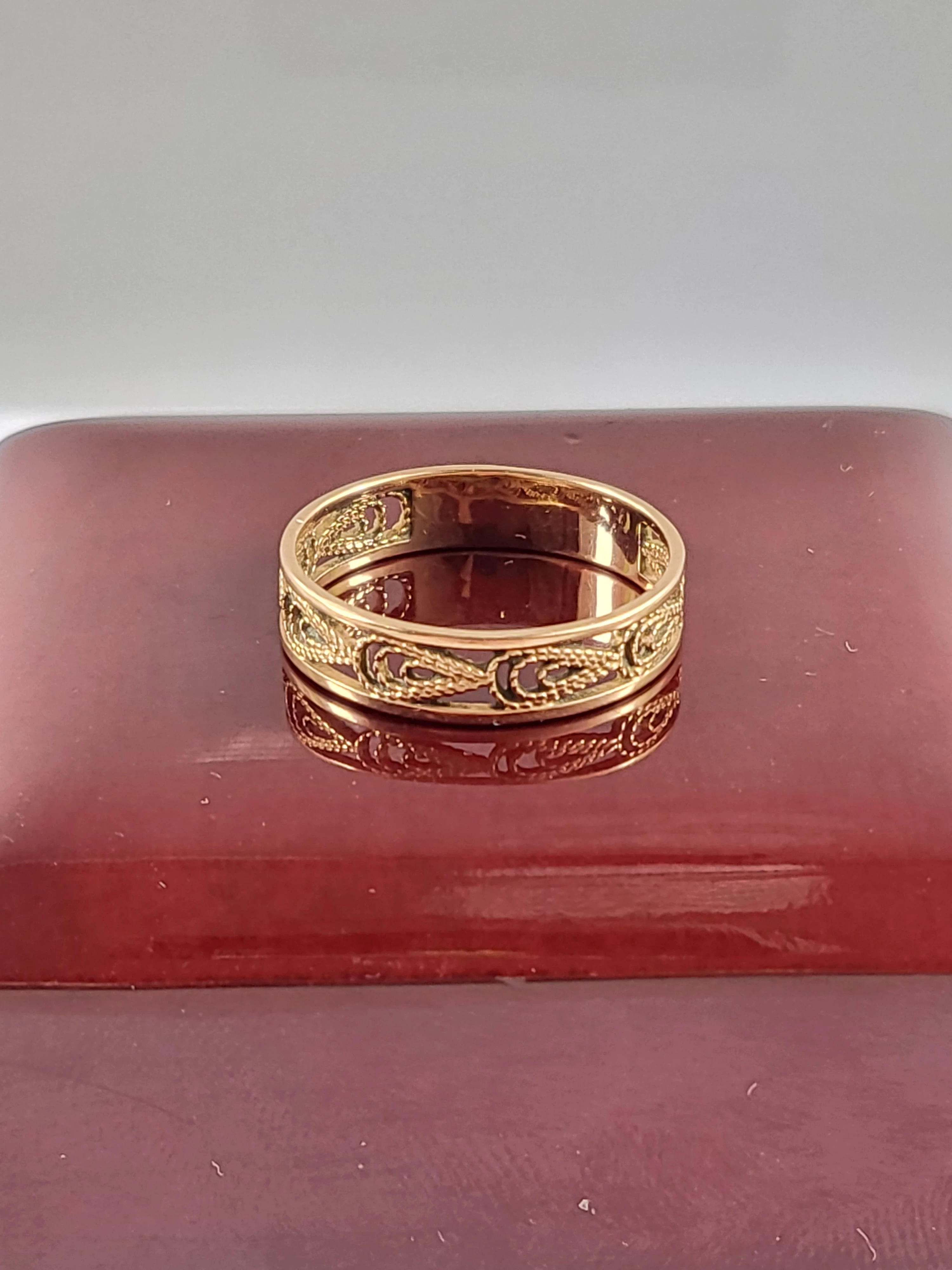 zloty-azurowy-pierscionek-585-226g-r18-kamien-bez-kamienia