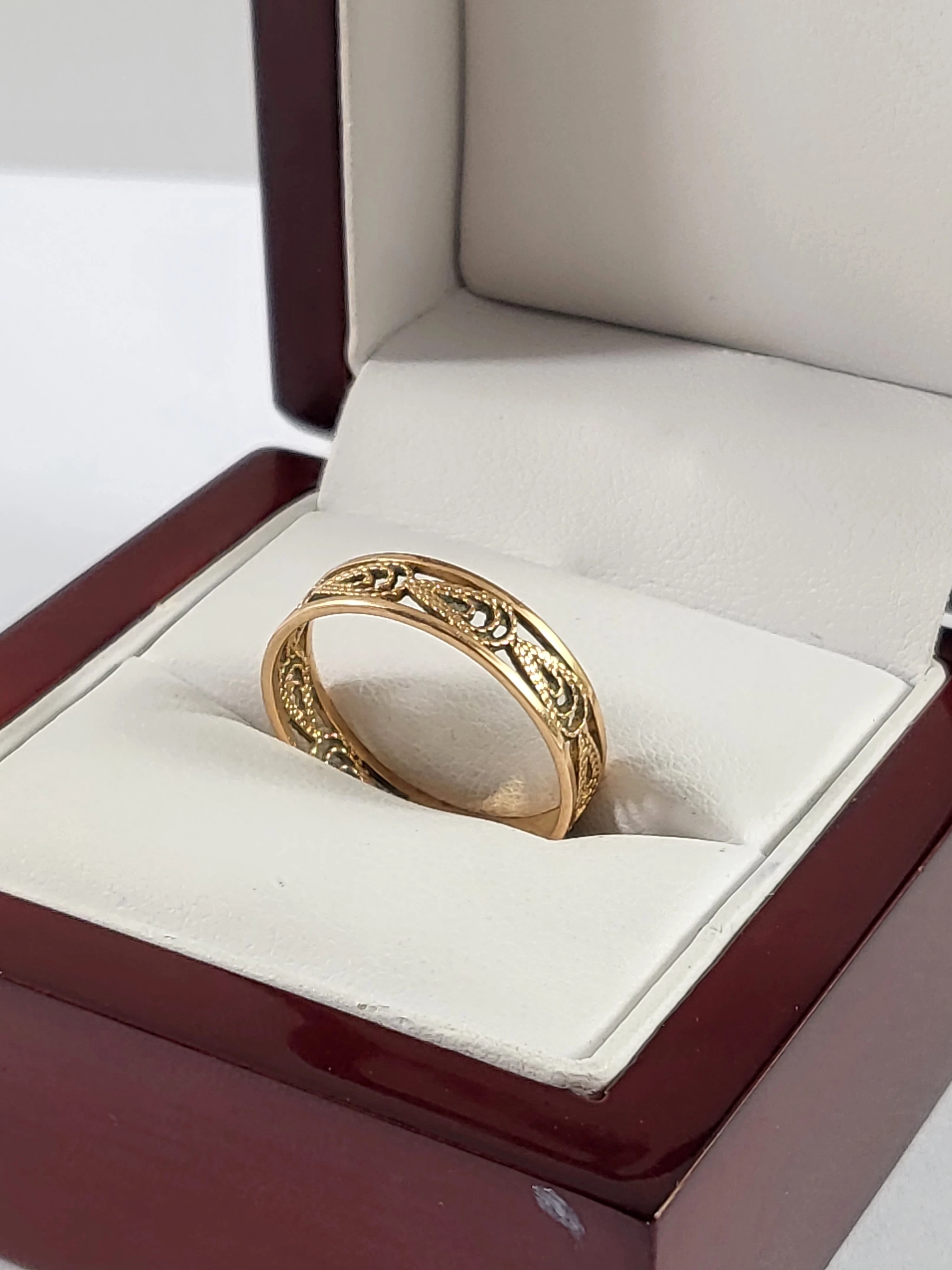 zloty-azurowy-pierscionek-585-226g-r18-rodzaj-wyrob-jubilerski