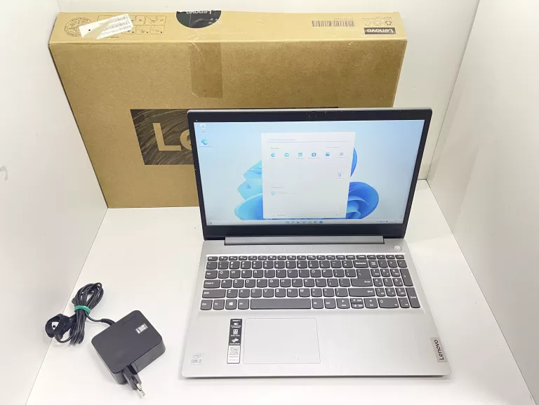 LAPTOP LENOVO IDEAPAD 3 WIN 11PRO/256GB SSD/8GB/I