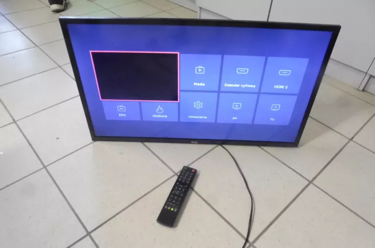 TELEWIZOR TCL 32DD420 PILOT