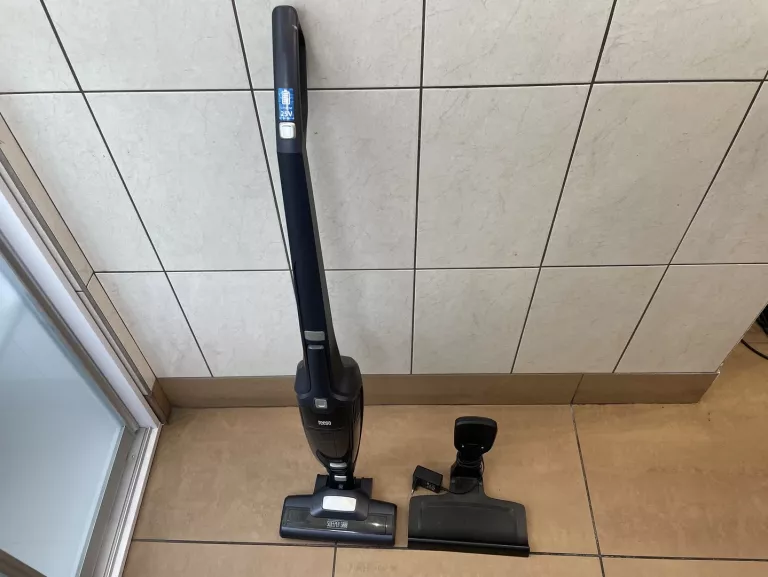 ODKURZACZ PIONOWY TEESA SWEEPER 5000