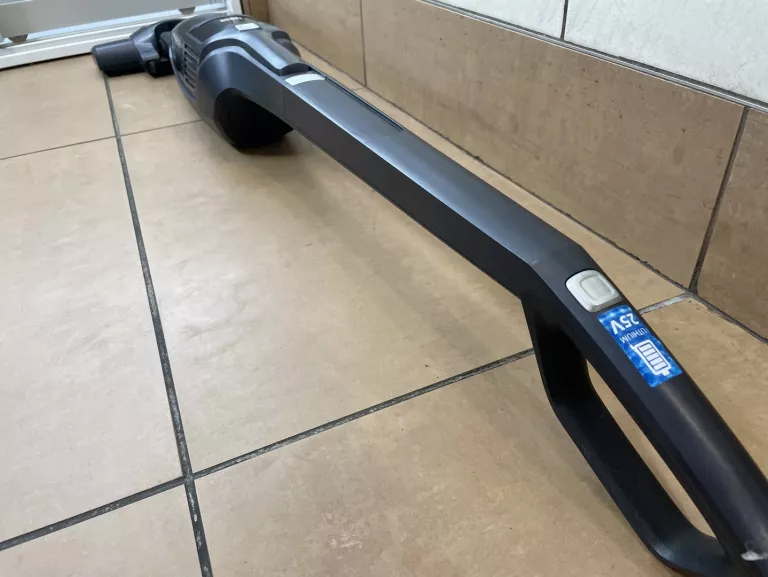 ODKURZACZ PIONOWY TEESA SWEEPER 5000