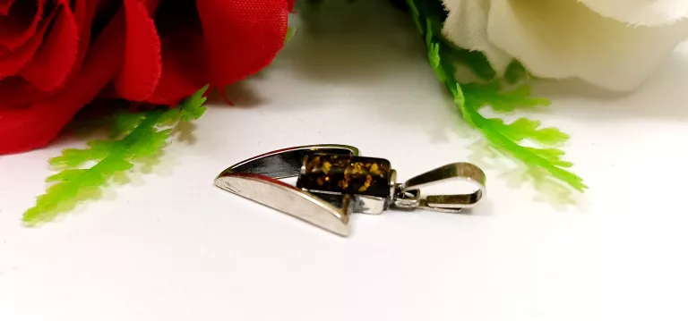 piekna-srebrna-zawieszka-z-kamieniem-276g-925-rodzaj-2205-2