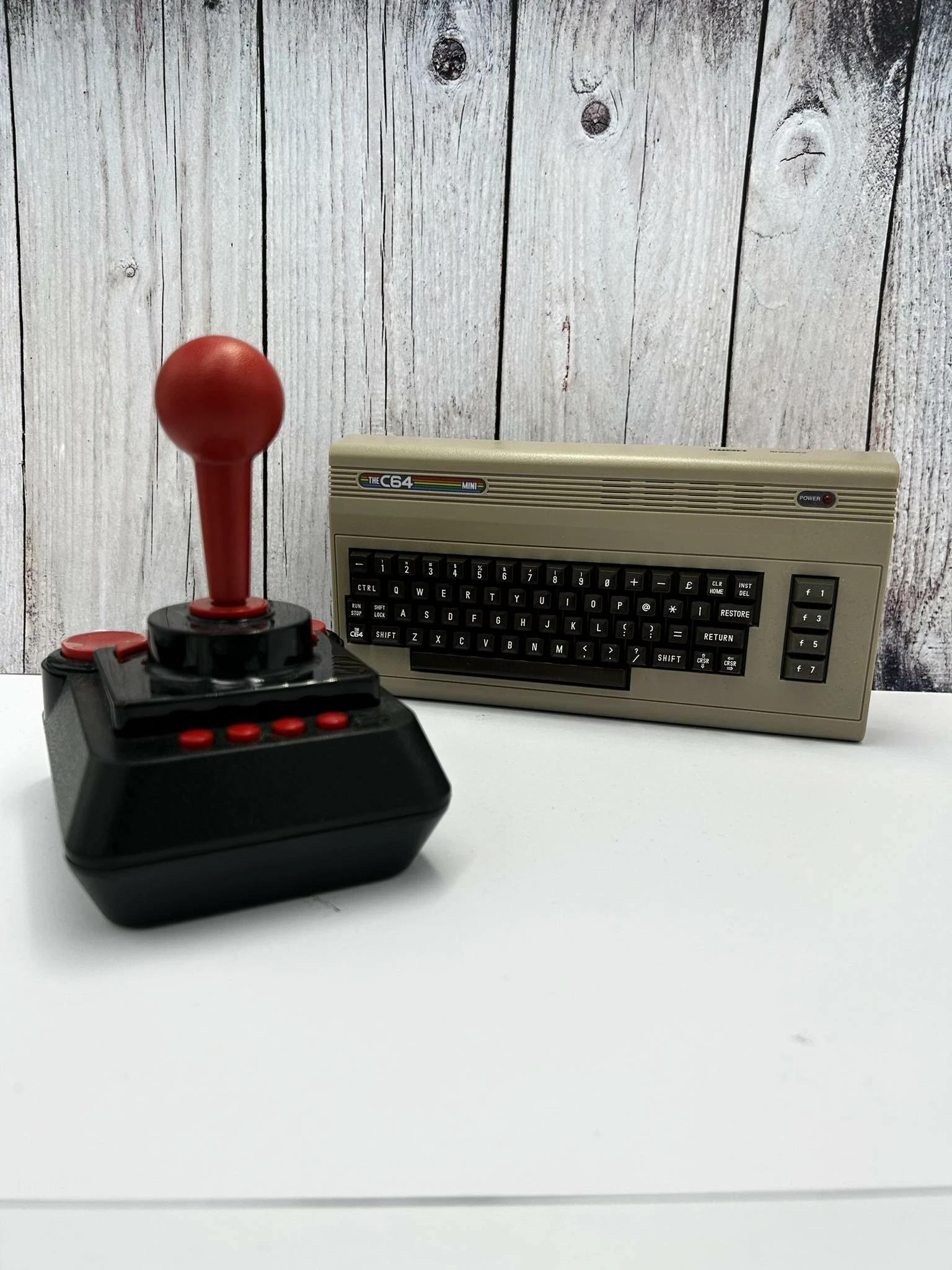 konsola-the-c64-mini-commodore-64-retro-gry-product-id-71e23b7d-d03b-4c13-bbed-eba81c72d1c9