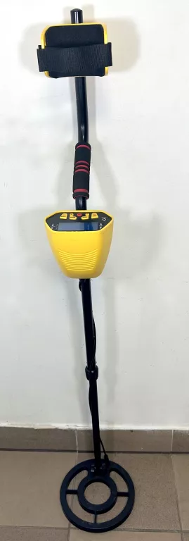 WYKRYWACZ METALI DETEKTOR METALU COBRA CT-1028