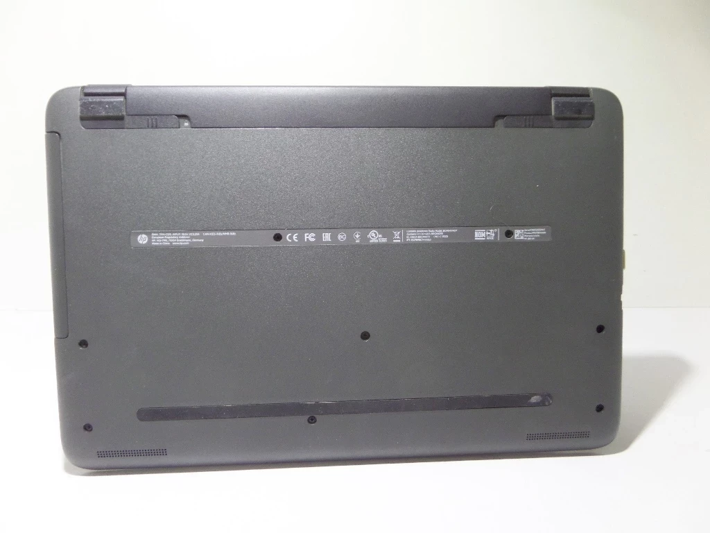 laptop-hp-250-czytaj-opis-typ-dysku-twardego-brak