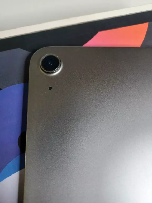 TABLET IPAD AIR 4 EXTRA STAN/ SUPER CENA!!!