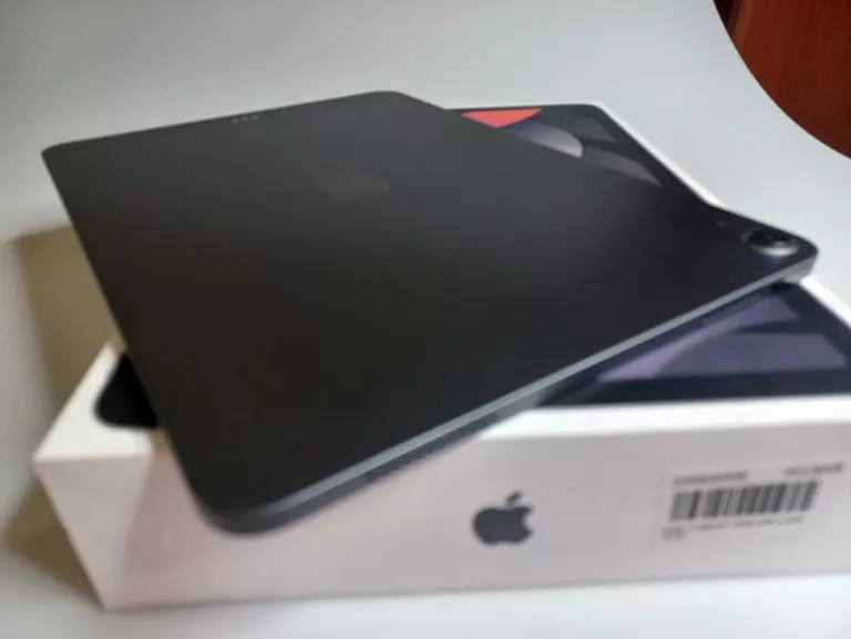 TABLET IPAD AIR 4 EXTRA STAN/ SUPER CENA!!!