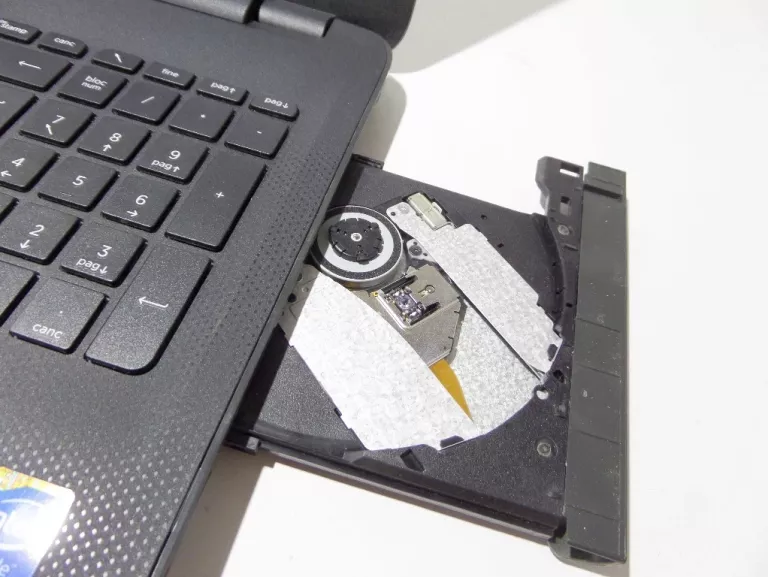 laptop-hp-250-czytaj-opis-rozdzielczosc-px-inna