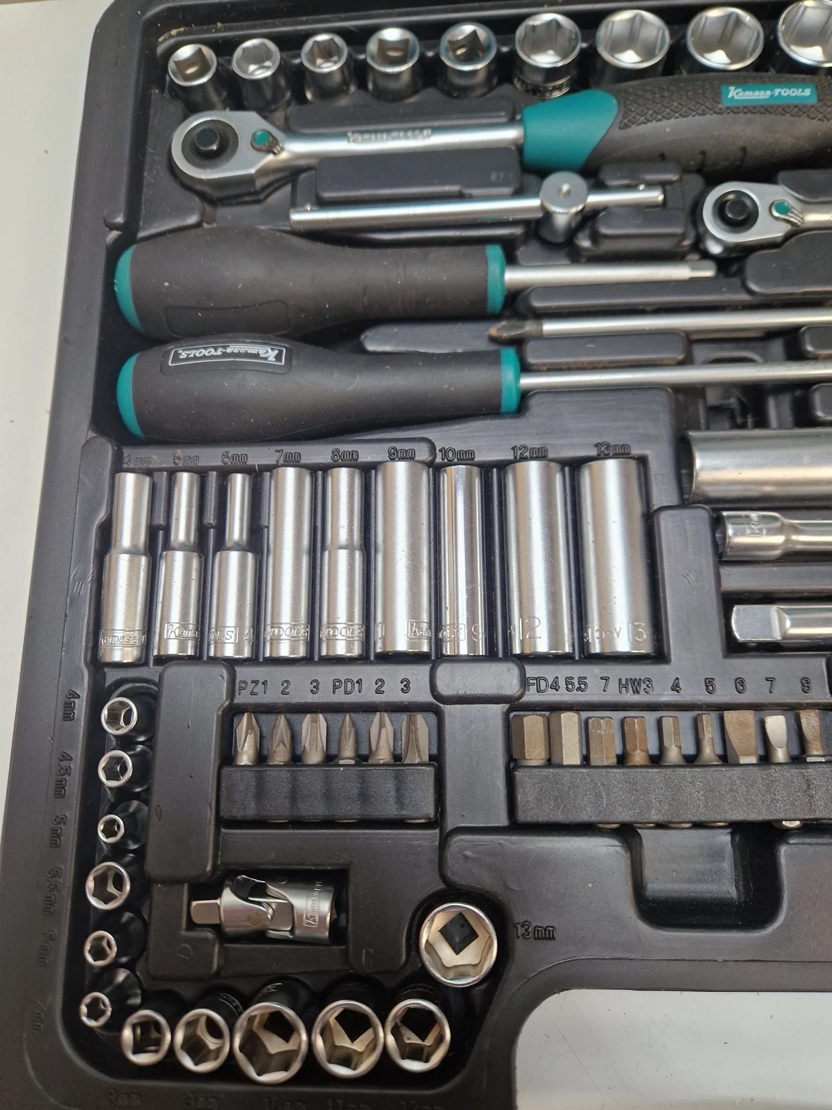 zestaw-kluczy-kamasa-tools-k-25014-90el-polecamy-liczba-elementow-w-zestawie-92