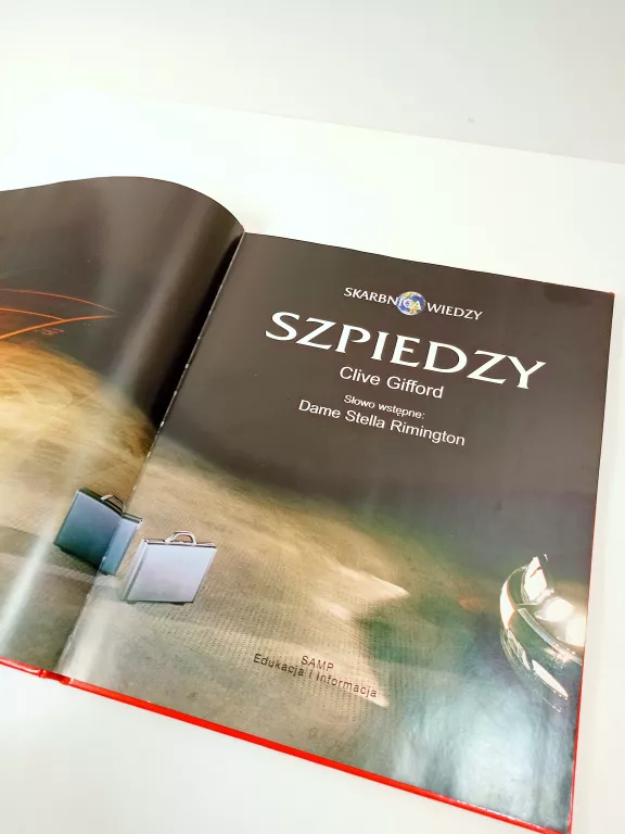 szpiedzy-album-stan-uzywany