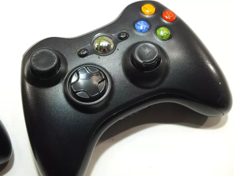 PAD BEZPRZEWODOWY DO KONSOLI MICROSOFT XBOX 360