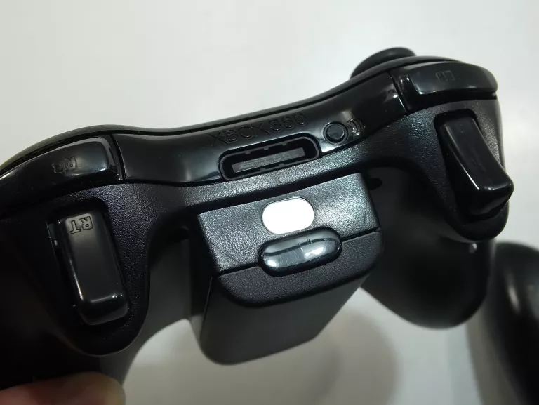 pad-bezprzewodowy-do-konsoli-microsoft-xbox-360-pochodzenie-oryginal