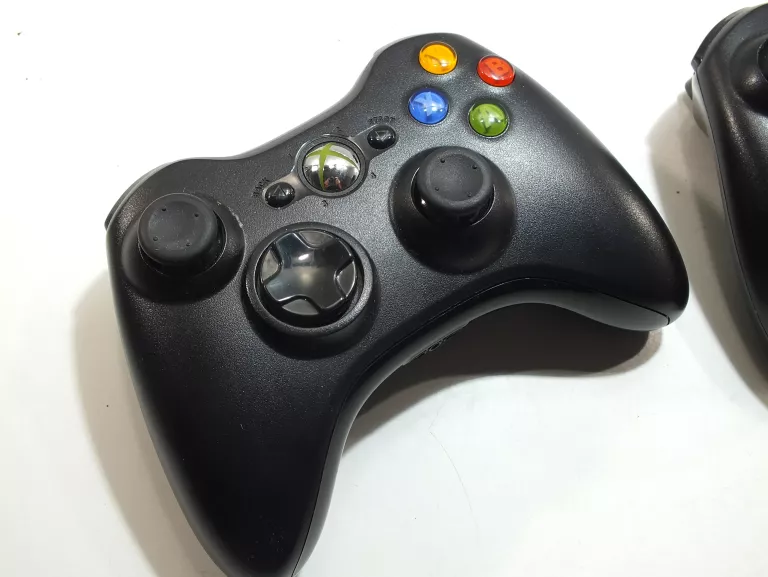 PAD BEZPRZEWODOWY DO KONSOLI MICROSOFT XBOX 360