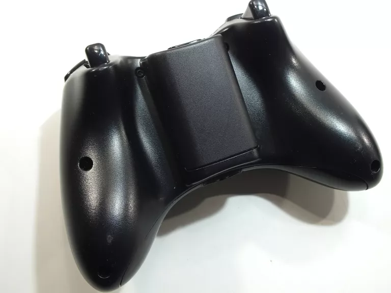 pad-bezprzewodowy-do-konsoli-microsoft-xbox-360-stan-uzywany