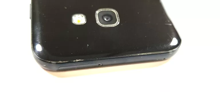TELEFON SAMASUNG GALAXY A5 (2017)