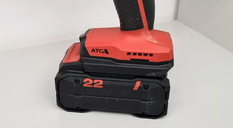 WIERTARKO-WKRETARKA HILTI SF 6-22 2X AKU+ŁADOWARKA
