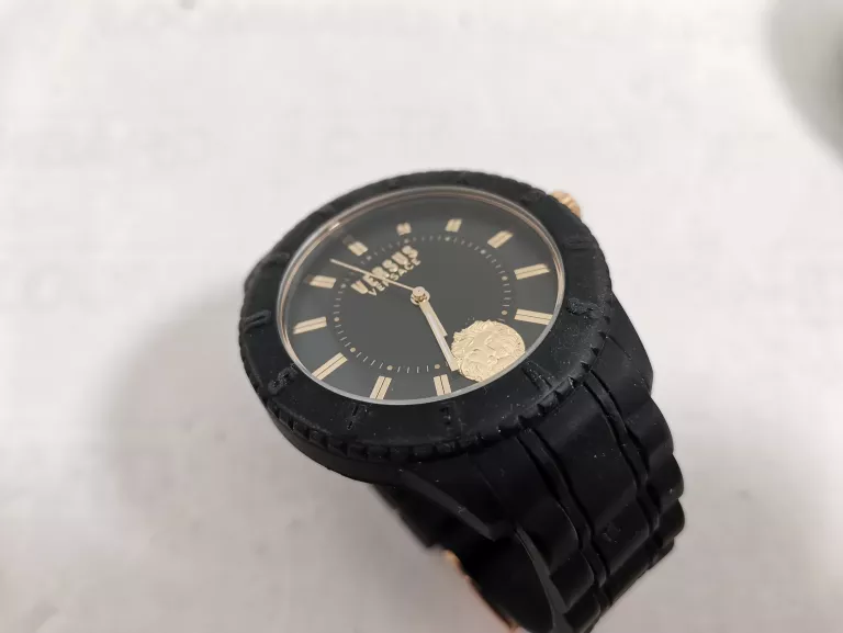 ZEGAREK VERSUS VERSACE TOKYO BLACK VSPOY0118