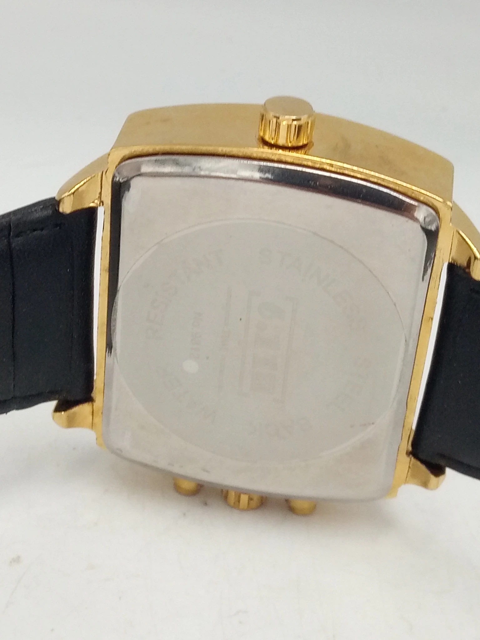 611-zegarek-meski-z-dwiema-strefami-czasowymi-kw-typ-nareczny