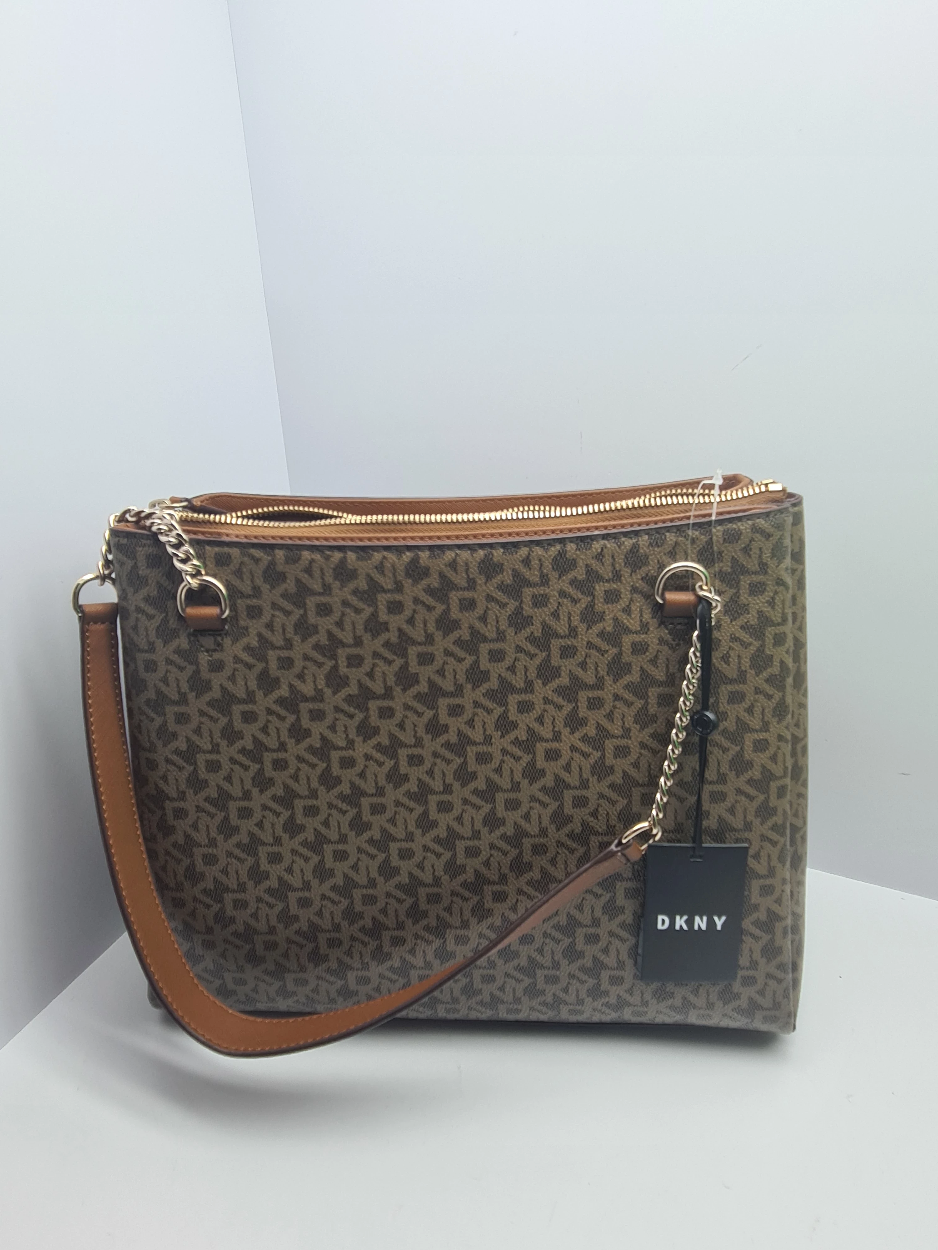 torebka-dkny-brazowa-r01a7h86d3e-marka-dkny