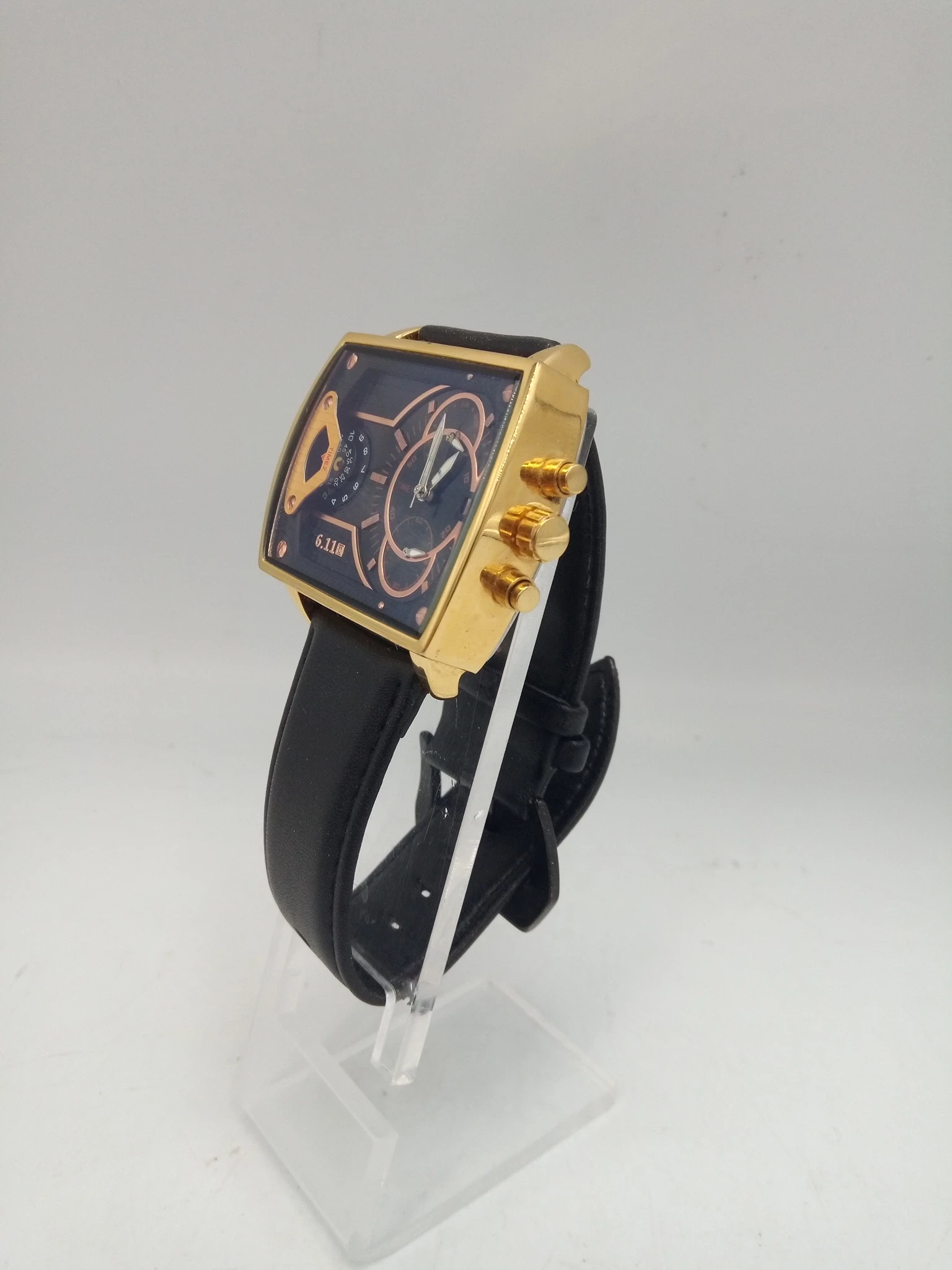 611-zegarek-meski-z-dwiema-strefami-czasowymi-kw-funkcje-wodoszczelny