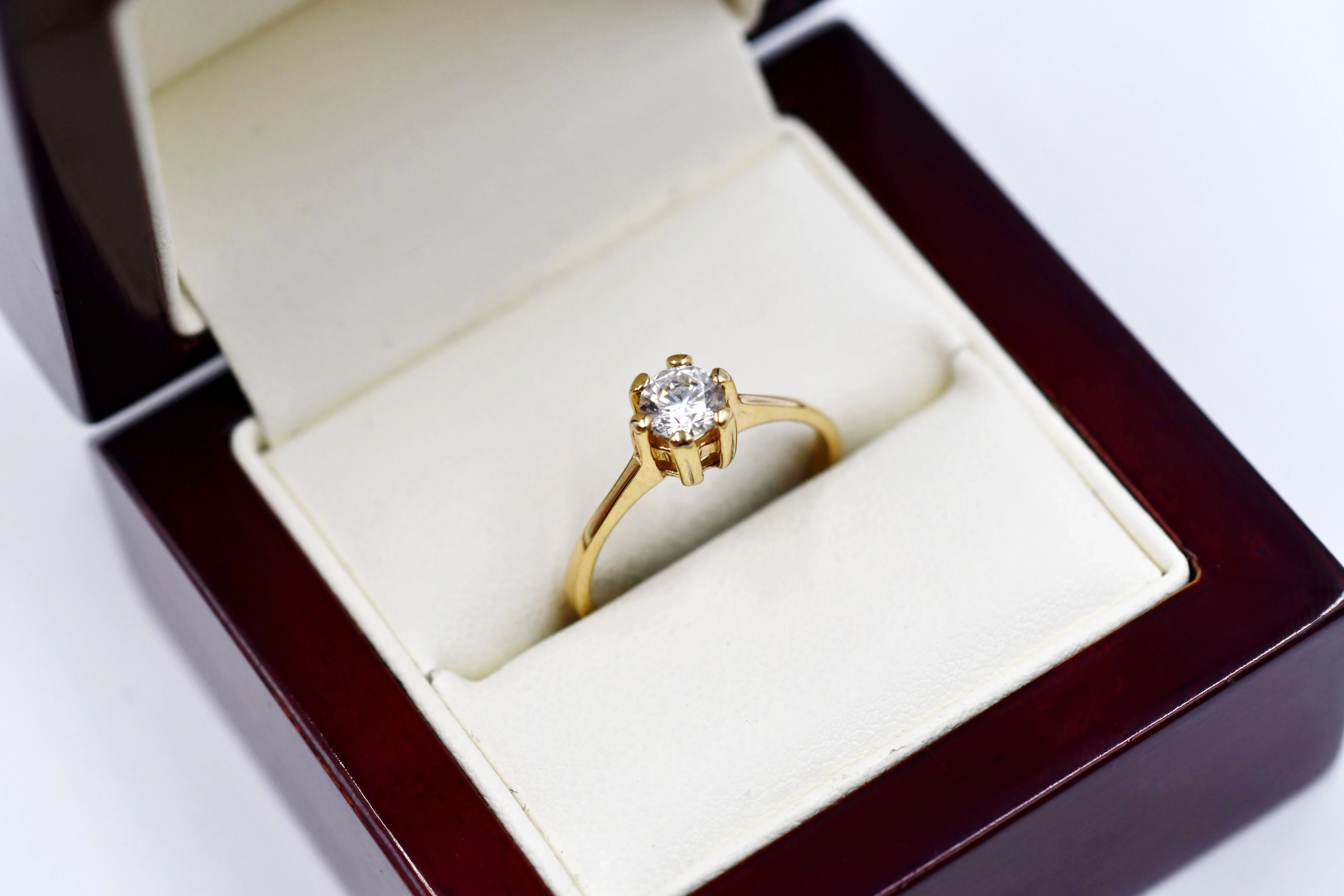 piekny-zloty-pierscionek-p-585-r-17-244g-stan-11323-2